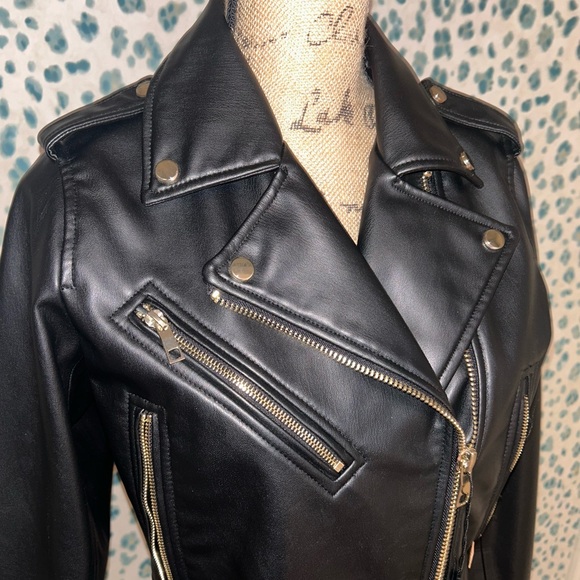 Zara Faux leather biker Jacket in black - Picture 2 of 5
